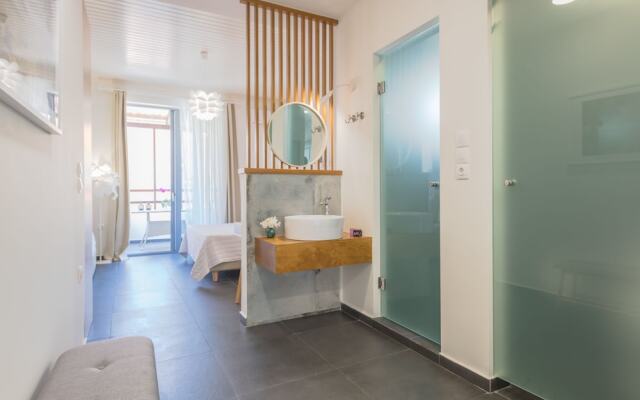 Rotunda Suites