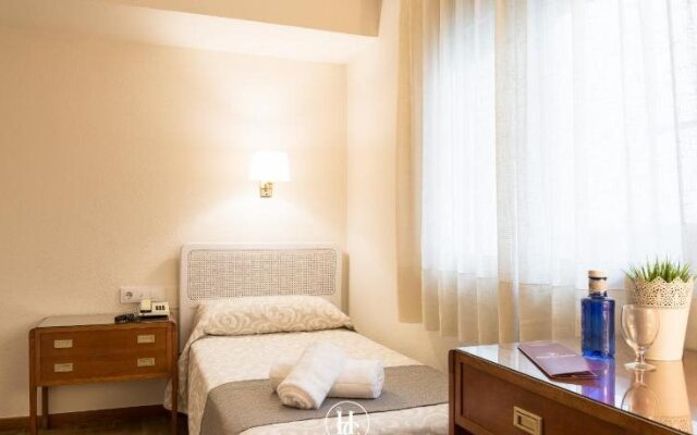 Hostal Cortes