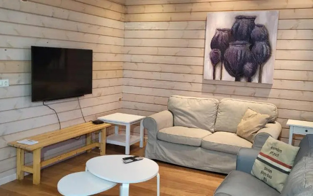 The Black House - Luxurious Holiday Villa Zeewolde