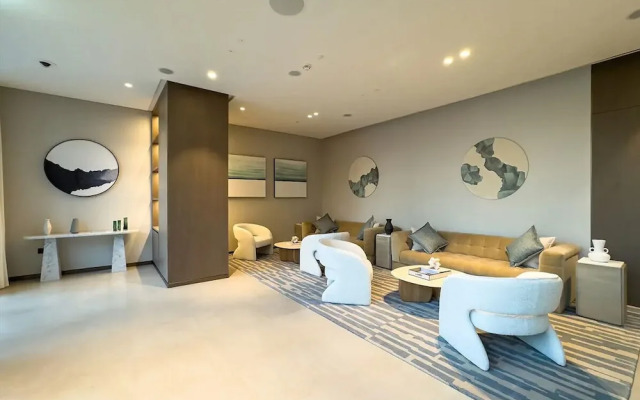 Downtown Luxe 1BR Vibes at Grande