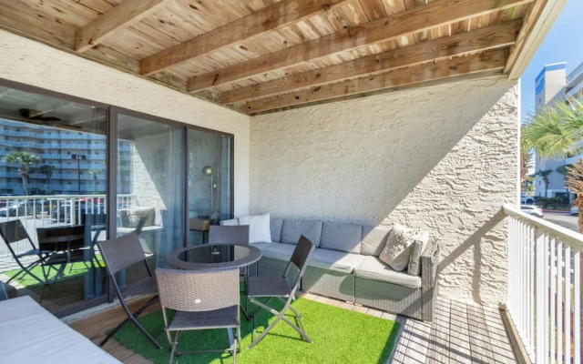 Seaside Beach & Racquet Club 2207