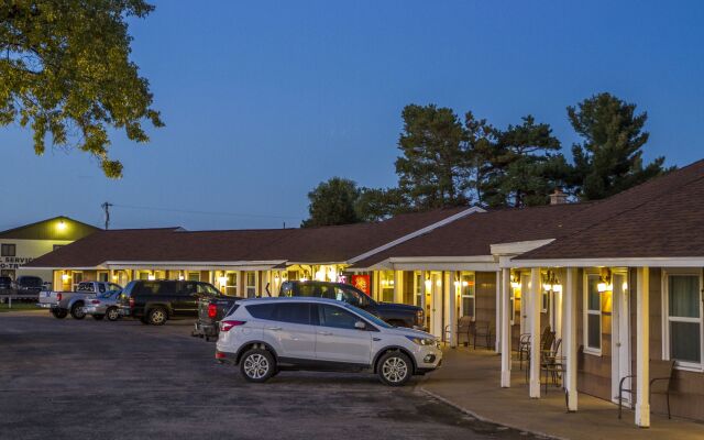 Sunset Lodge Escanaba