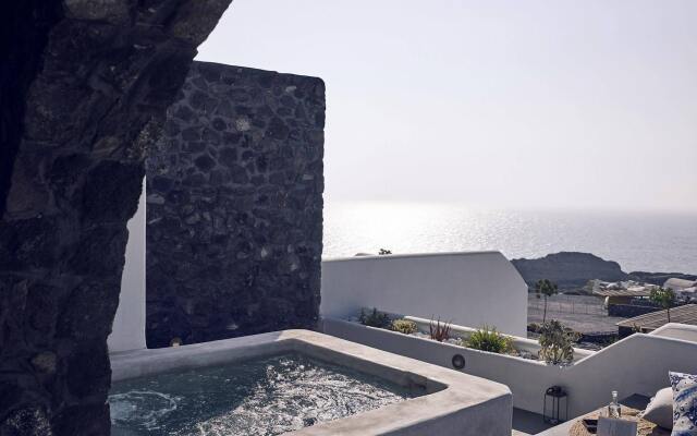 Santo Pure Oia Suites and Villas