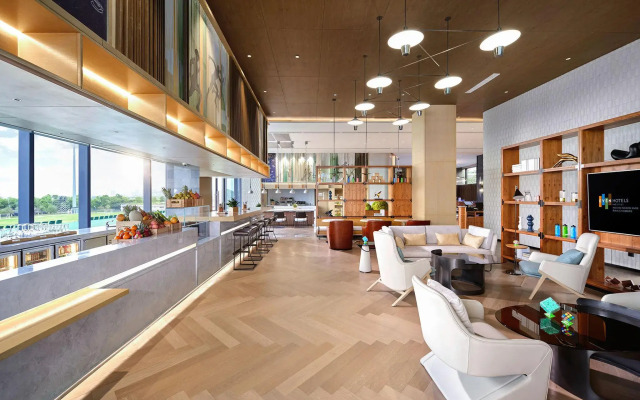 Even Hotels Nanjing Yangtze River by IHG
