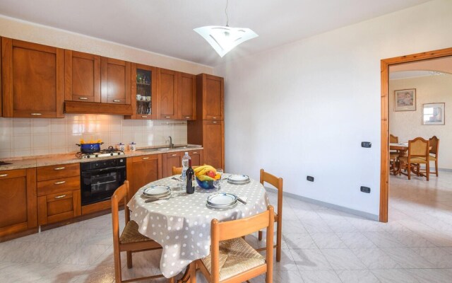 Stunning Home in Zambrone With Wifi and 2 Bedrooms