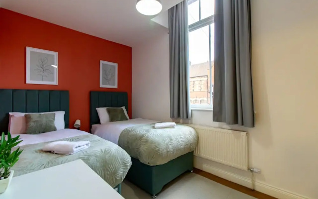 Impeccable 2-bed Apartment in Gateshead