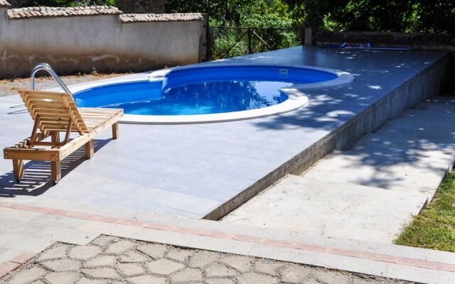 Room-studio Apartment in Palamartsa