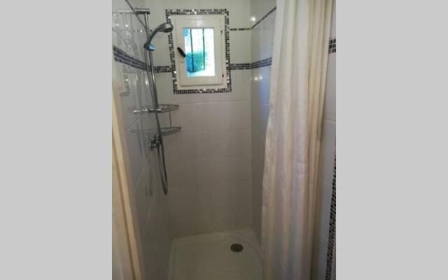 Villa Avec Piscine A 400M De La Plage