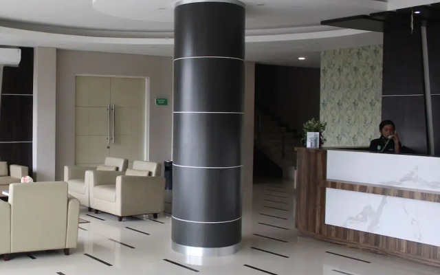 Emerald Hotel