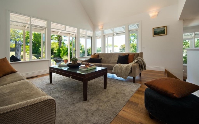 Sade's – Guest Rooms – Daylesford