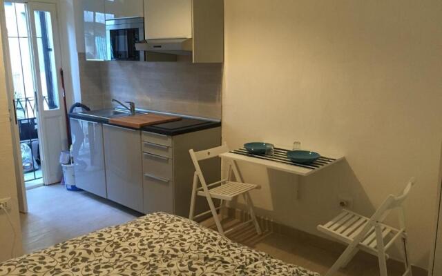 Monolocale Nizza 27 (Adults Only)