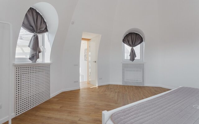 Апартаменты Royal, пер. Ониловой, 18