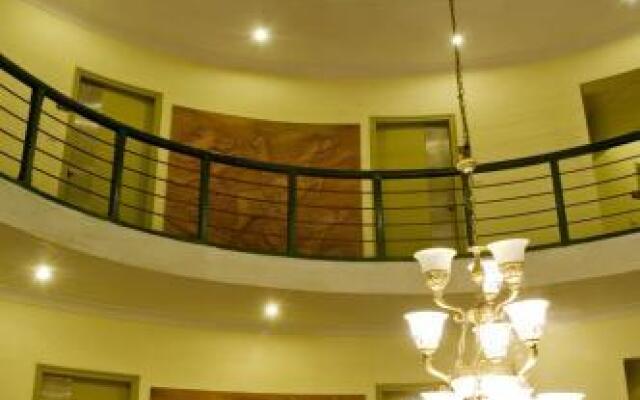 Parklane Hotel