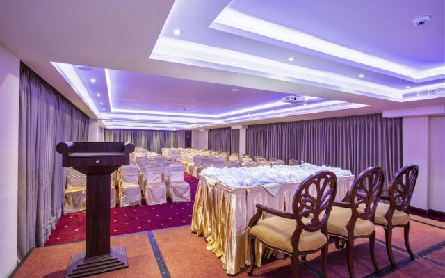 Grand Palace Hotel & Resorts Rangpur