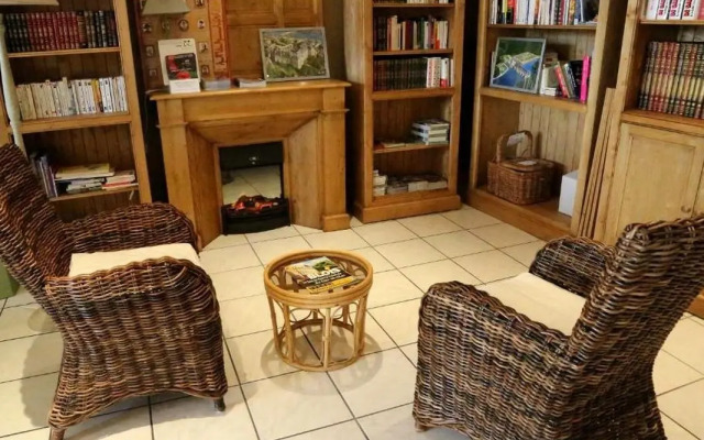 Citotel Logis Louise de Savoie