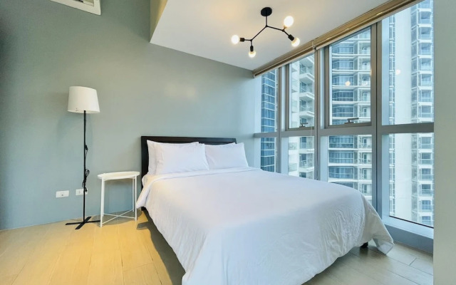 Uptown Parksuites 1