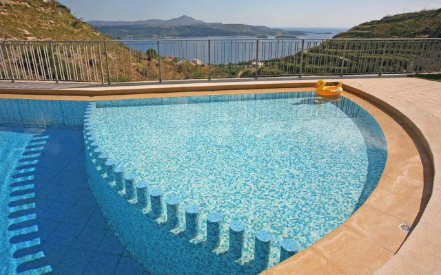 Aptera Paradise with Sea View