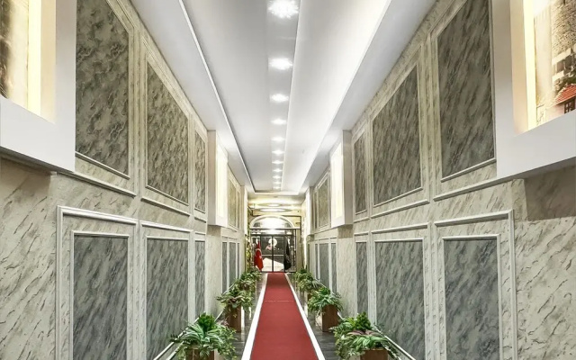 Fullmoon Suit Otel