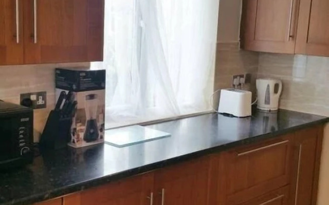 Elegant and Spacious 2 bedroom Apartment