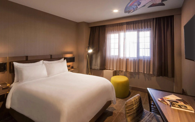 Renaissance Reno Downtown Hotel & Spa