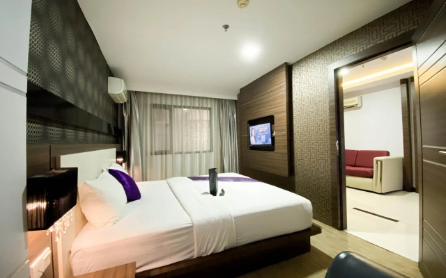 89 Hotel