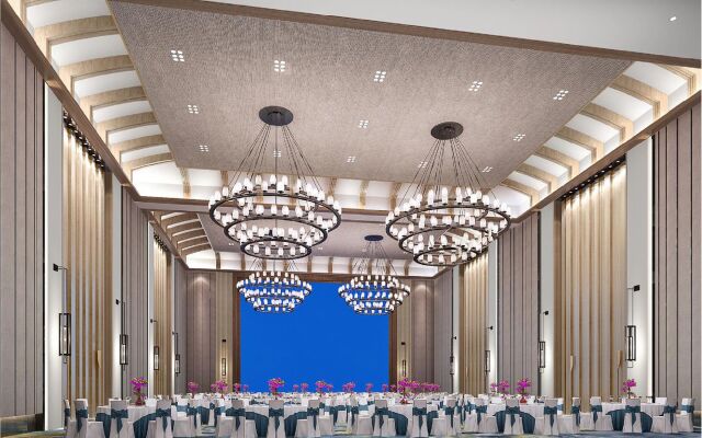 Crowne Plaza Qingdao Oriental Movie Metropolis