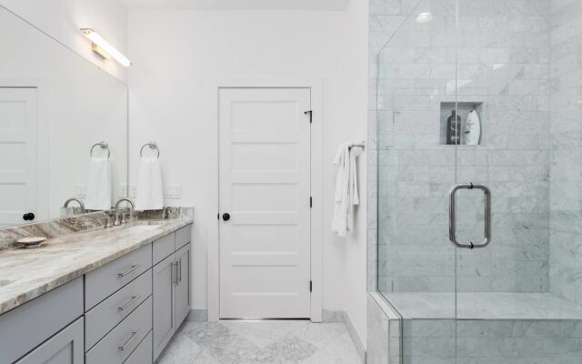 Two Stunning Modern Homes w/ Rooftop Views