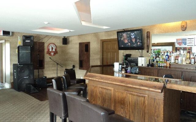 Stonehouse Motel and Restaurant