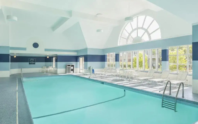 Wyndham Garden Hotel - Buffalo Grove