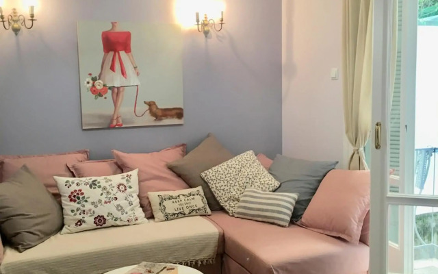 Rare Find Near Acropolis!