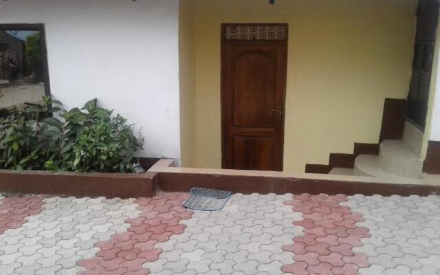 JJ&JE Family House - Hostel