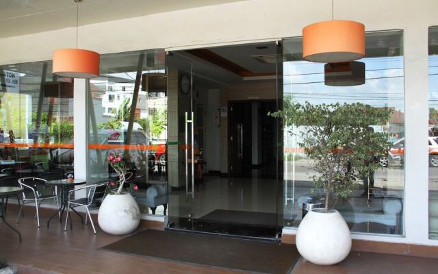Airy Panakkukang Adhyaksa Baru 18 Makassar