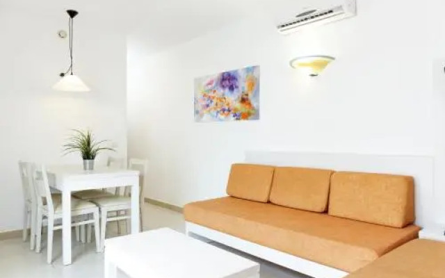 Aparhotel Flora Park