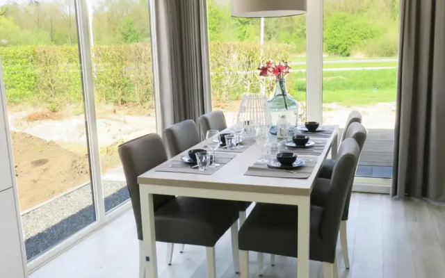 Chalet Near Veluwemeer With Water Sports