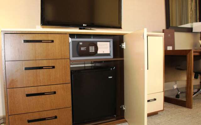 DoubleTree by Hilton Fresno Convention Center