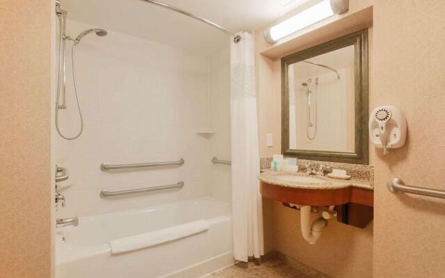 Hampton Inn & Suites Poughkeepsie