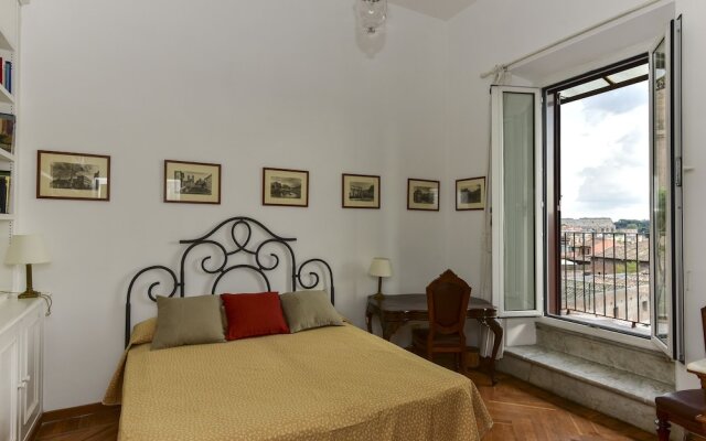 Rome at Your Feet Apartment