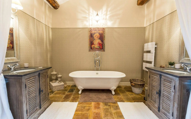 Le Mas de la Chapelle