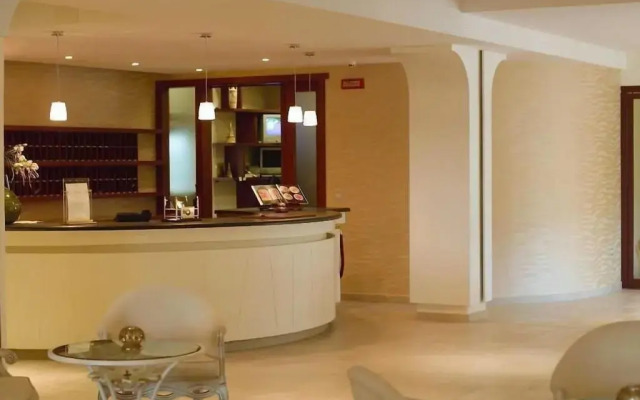 Hotel Baia Dei Faraglioni