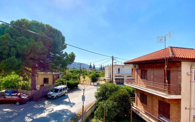 Dimitris apartment