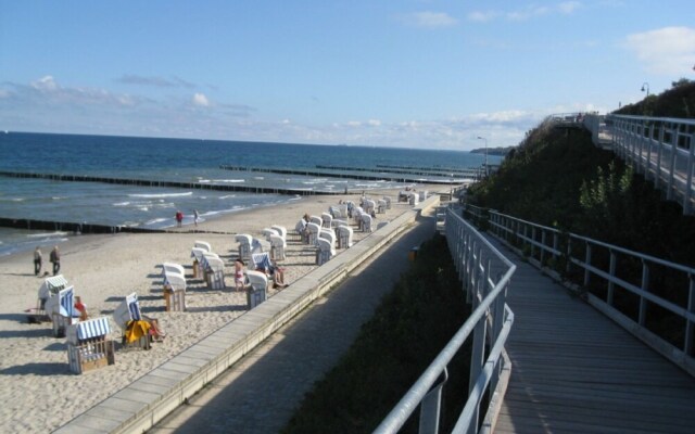 Swanky Apartment in Nienhagen near Sea Beach