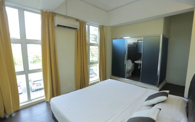 JAM Hotel near ERL Salak Tinggi Sepang