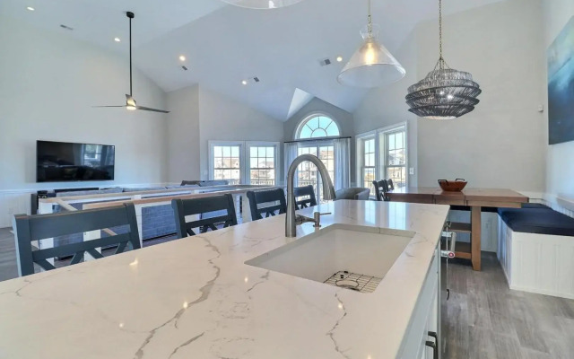 5209 Paradise Found Ocean Views