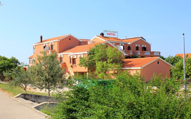 Hotel Marinko
