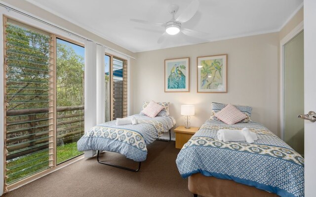 Hastings Cove Holiday Escape