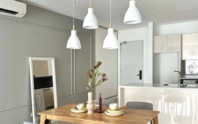 Platinum Quill Apartments Residences