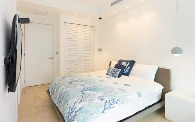 The Surf-point Condo by Acomodo Riomar