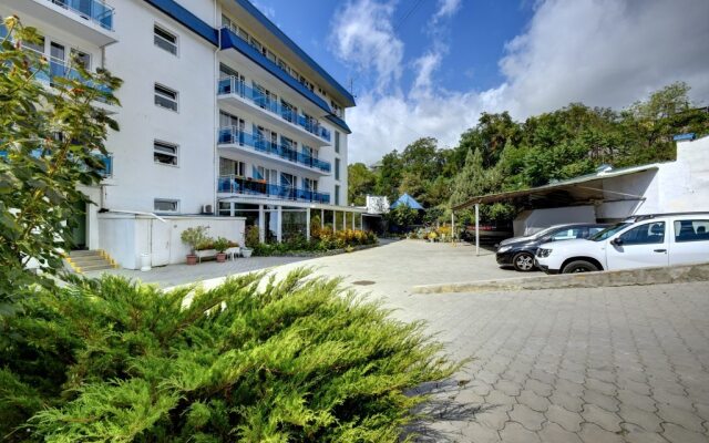 Surozh Hotel