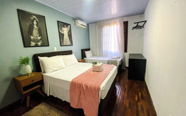 Casa Ampla 1 suite 2quartos churras e AC