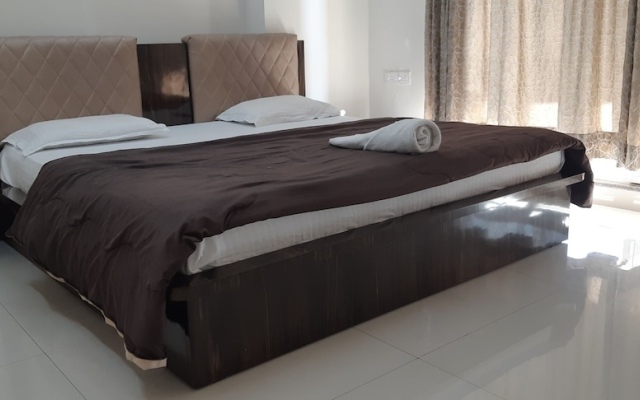 Arista Service Apartments Ghansoli